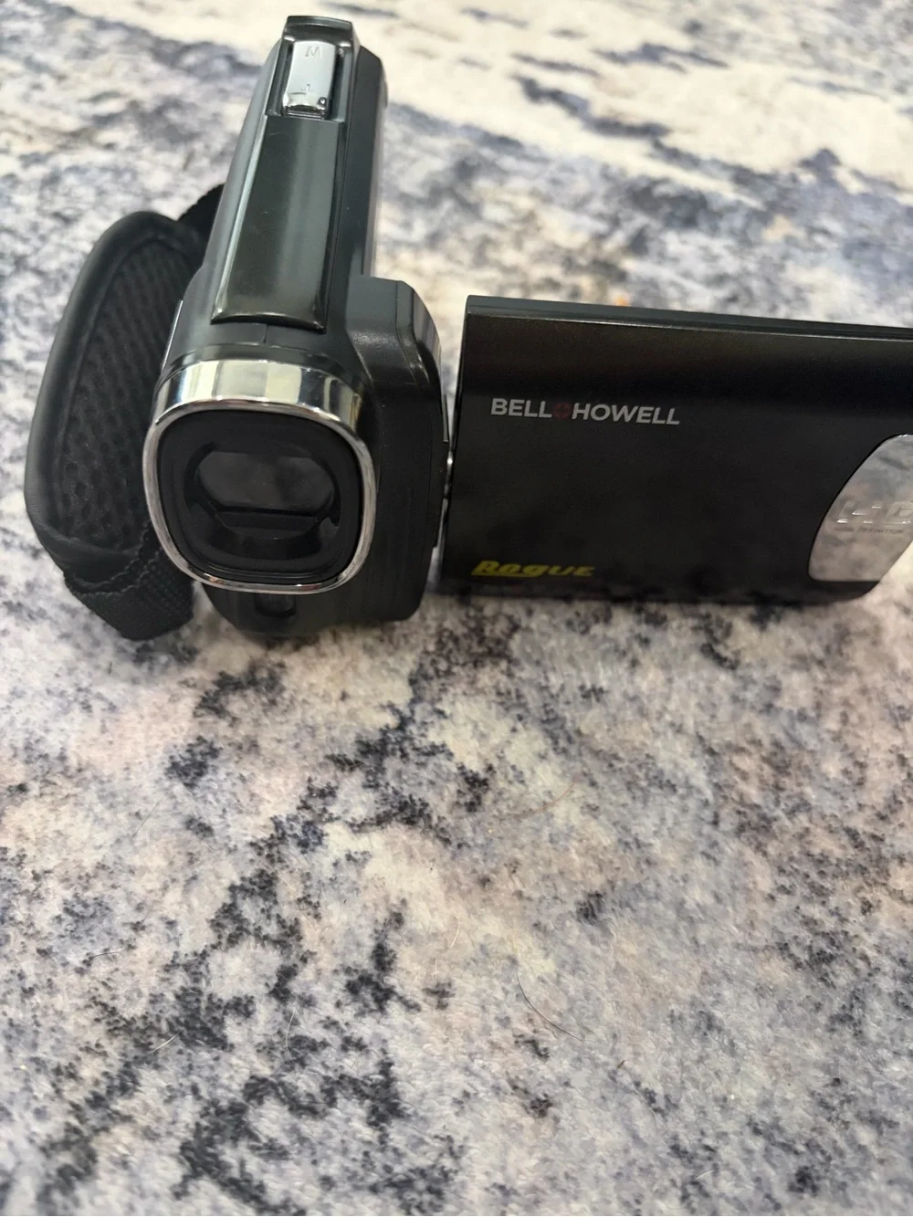 Bell + Howell DNV6HD Rogue HD Camcorder - Parts /AS IS Missing battery